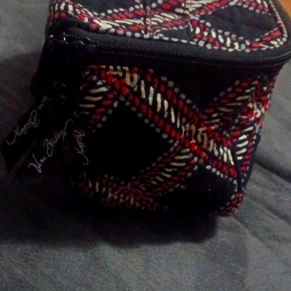 Vera Bradley travel bag - Picture 3 of 7